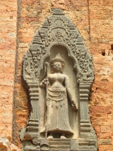 Devata on temple wall niche, Bakong Temple Devata on temple wall niche, Bakong Temple