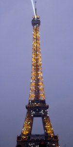Eiffel Tower blinking!